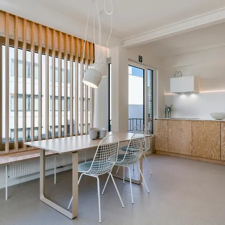 De Zwemmer - Practical, Optimized App With Garage Apartment Ostende