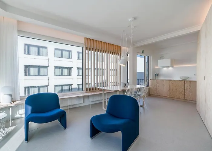 De Zwemmer - Practical, Optimized App With Garage Appartement