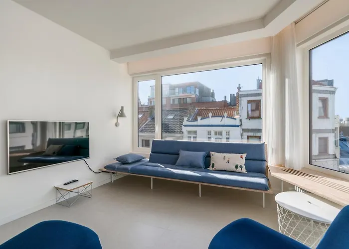 De Zwemmer - Practical, Optimized App With Garage