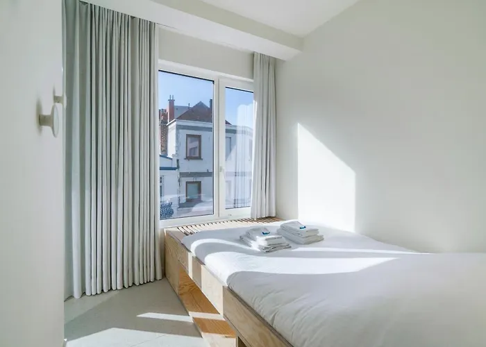 De Zwemmer - Practical, Optimized App With Garage Ostend