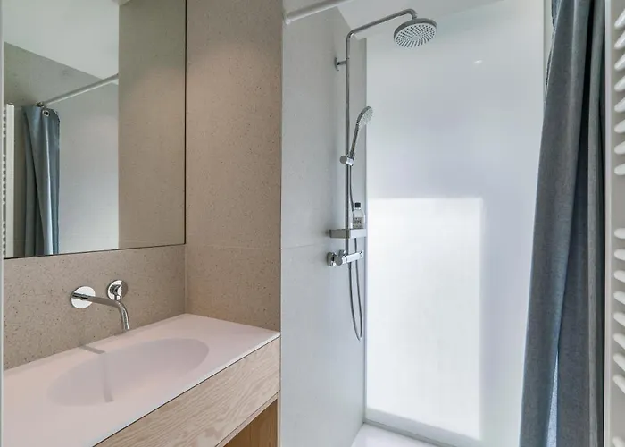 Apartamento De Zwemmer - Practical, Optimized App With Garage *