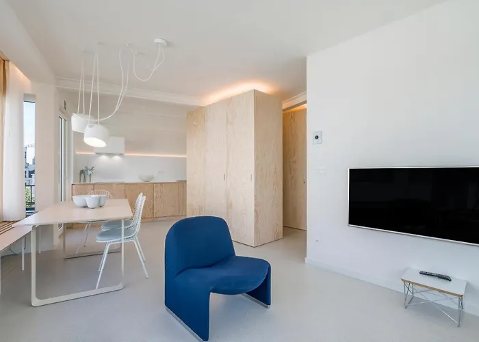 De Zwemmer - Practical, Optimized App With Garage Appartement