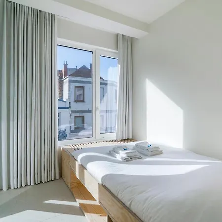 De Zwemmer - Practical, Optimized App With Garage Ostende